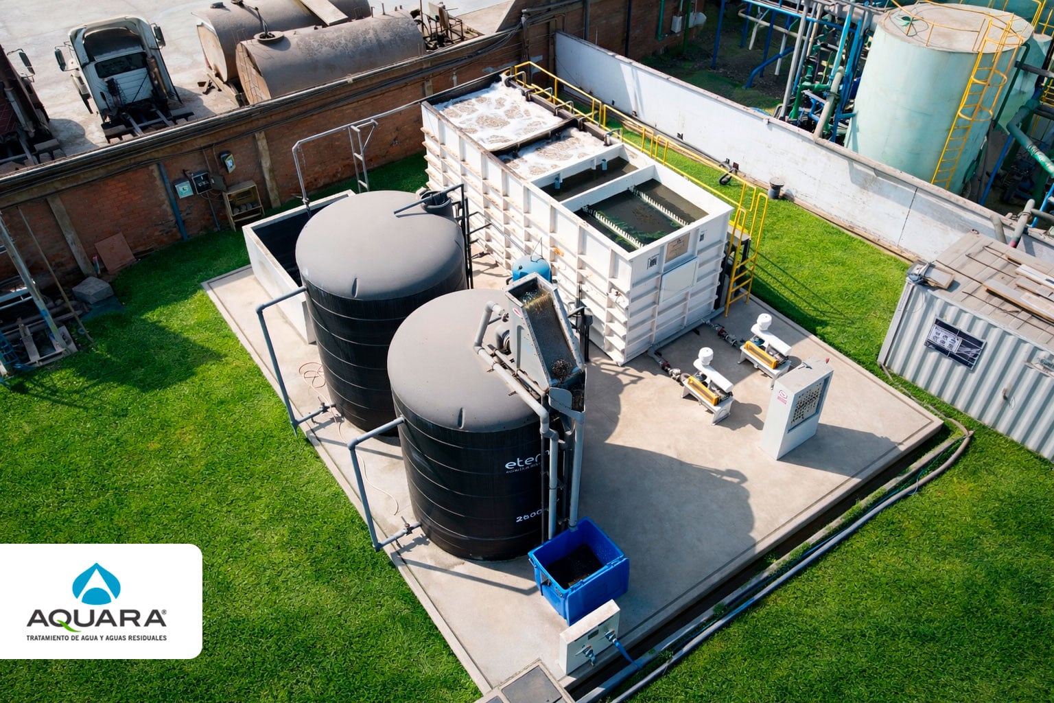 Planta de tratamiento de aguas residuales compacta MBBR